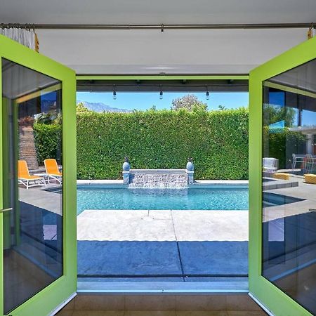 Pineapple Splash! Complete Privacy! Salt Pool! Palm Springs Exterior photo