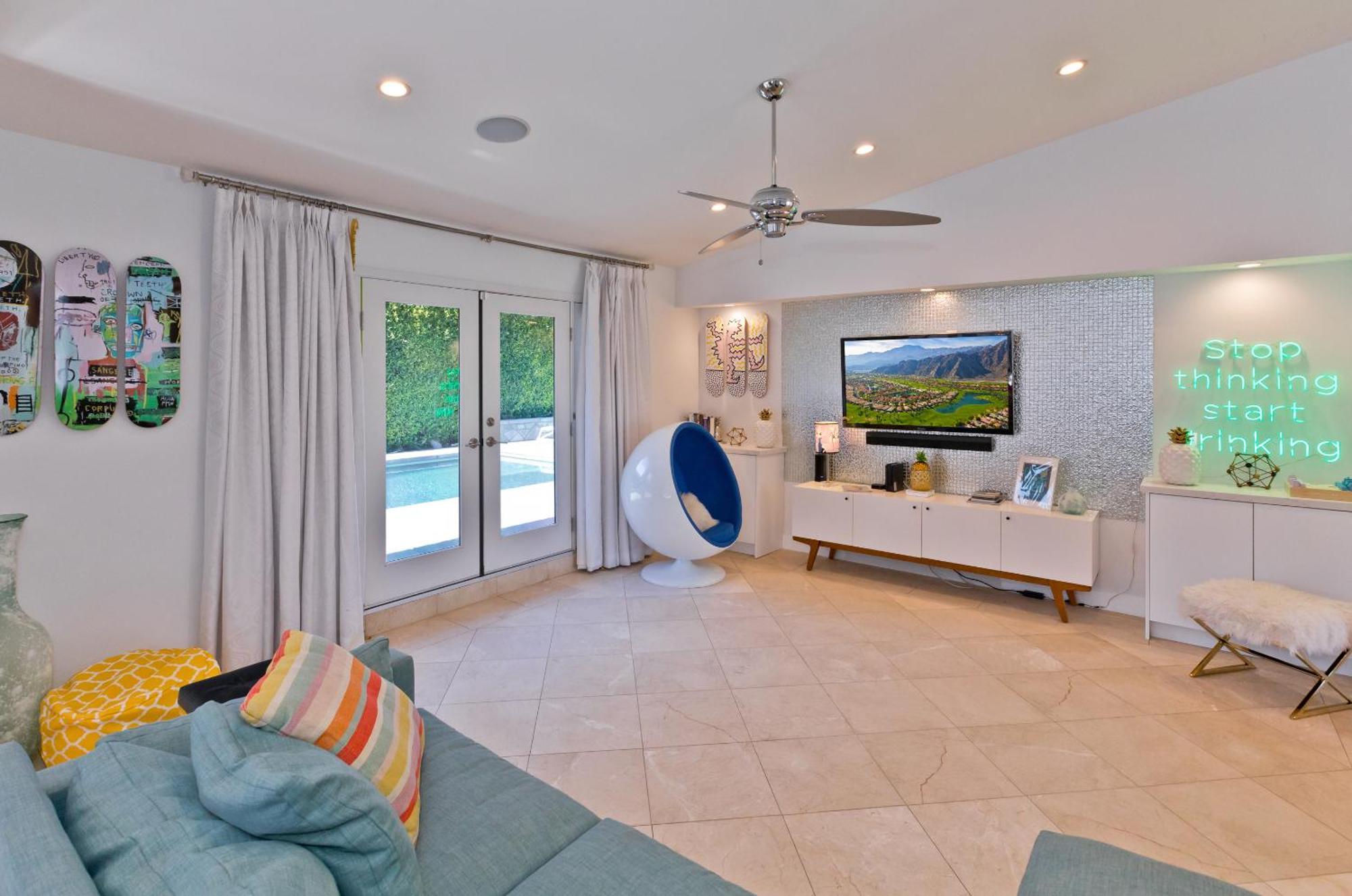 Pineapple Splash! Complete Privacy! Salt Pool! Palm Springs Exterior photo